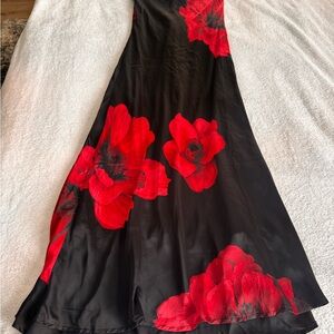 Elegant Black and Red Floral strapless dress
